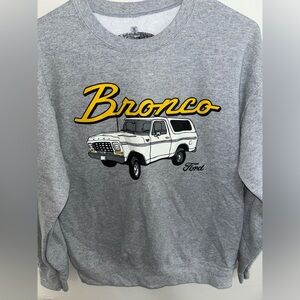 This is a medium well kept and well took care of Ford sweater and is in the best